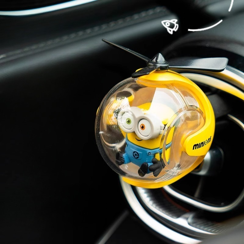 ミニオン風車用芳香剤、かわいい漫画風車用香水クリップ、クリエ - Car Accessories Inside のレビューと価格